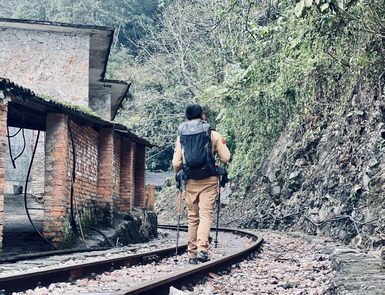 營地徒步