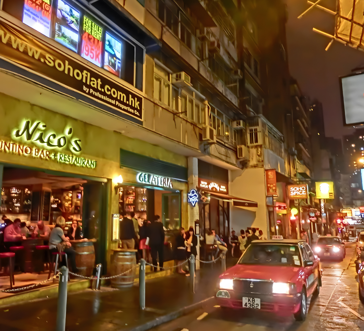 香港苏豪区街头艺术｜探索隐藏小店、特色餐厅